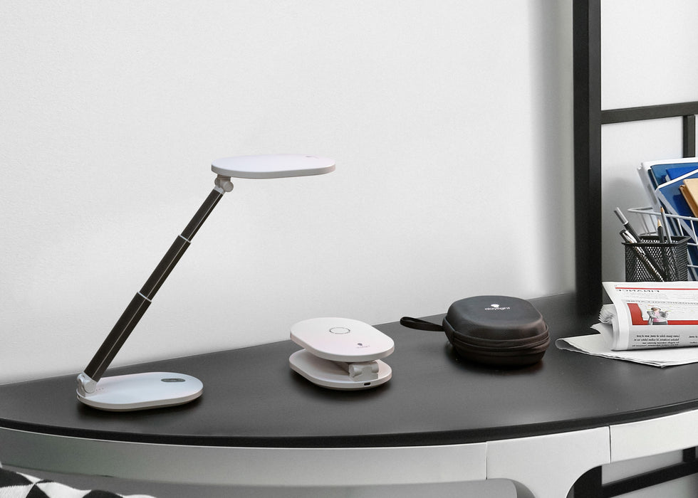 Daylight Foldi Go Desk Lamp