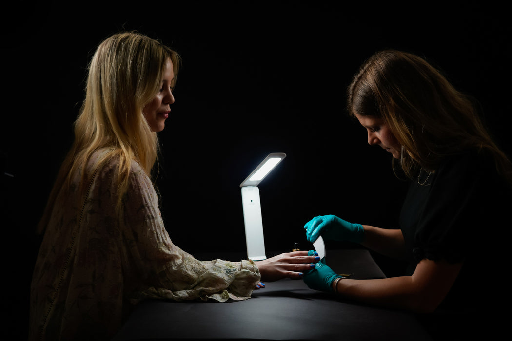 Daylight Smart Go Lightweight Portable Desk Lamp