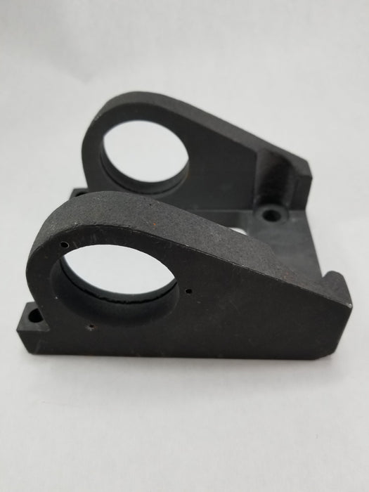 SWF - UPPER THREAD SHAFT SUPPORT BRACKET (R) [LUP-BB000500, 4-B-6-2]
