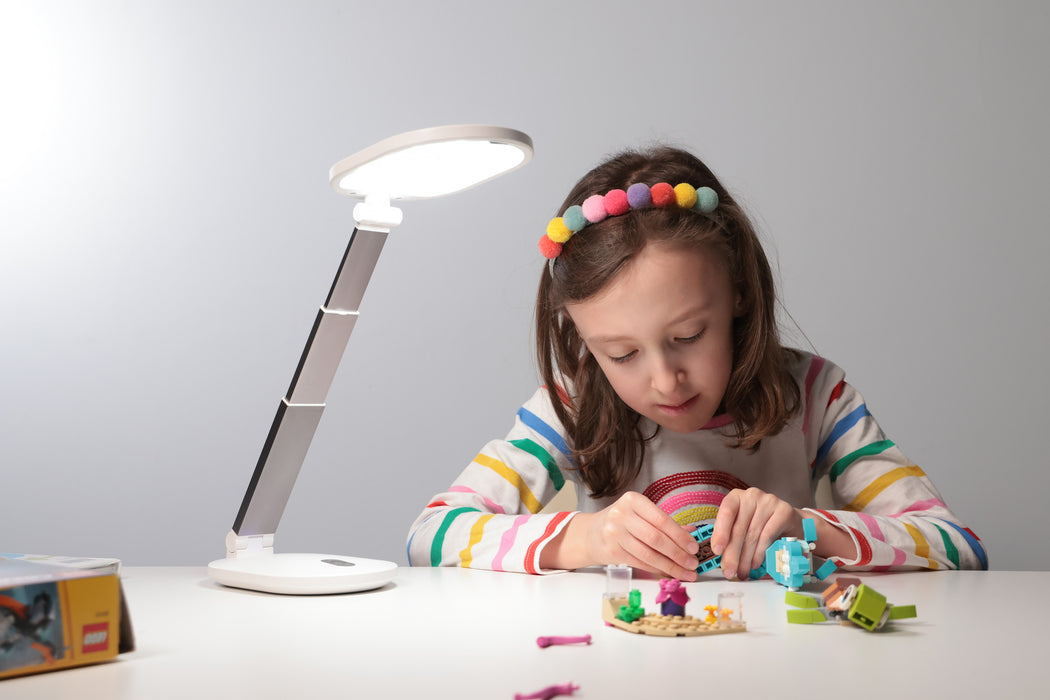 Daylight Foldi Go Desk Lamp