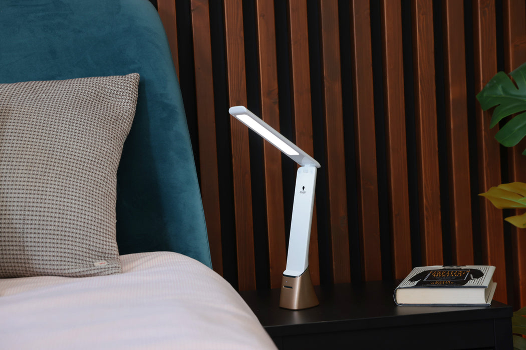 Daylight Smart Go Lightweight Portable Desk Lamp