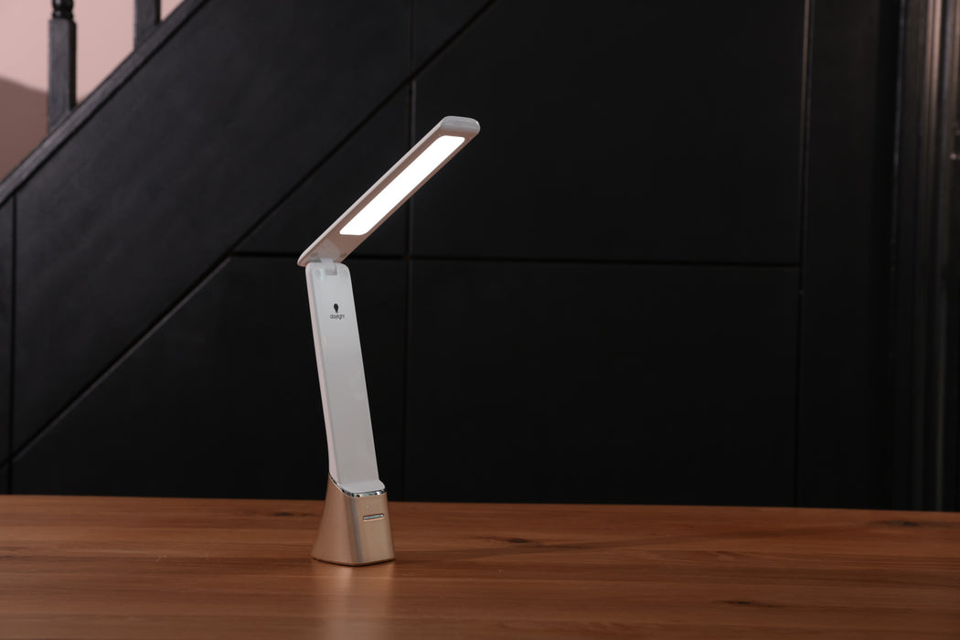 Daylight Smart Go Lightweight Portable Desk Lamp